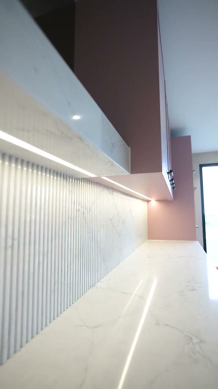 Fluted marble in a CEK kitchen